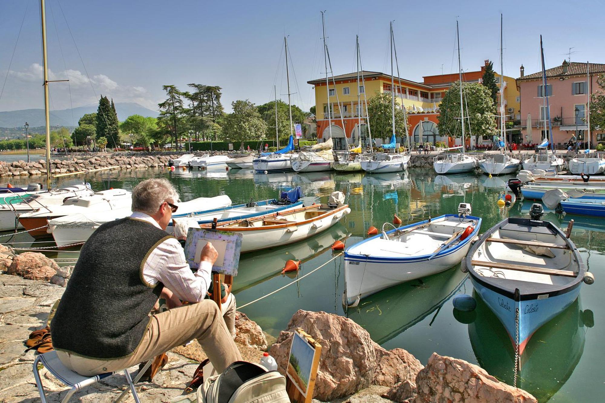 Hotel Vela D'Oro ***S Bardolino Bagian luar foto